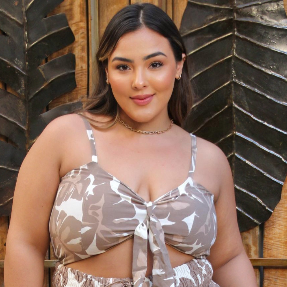 Cropped Anny Samoa Nude Plus Size