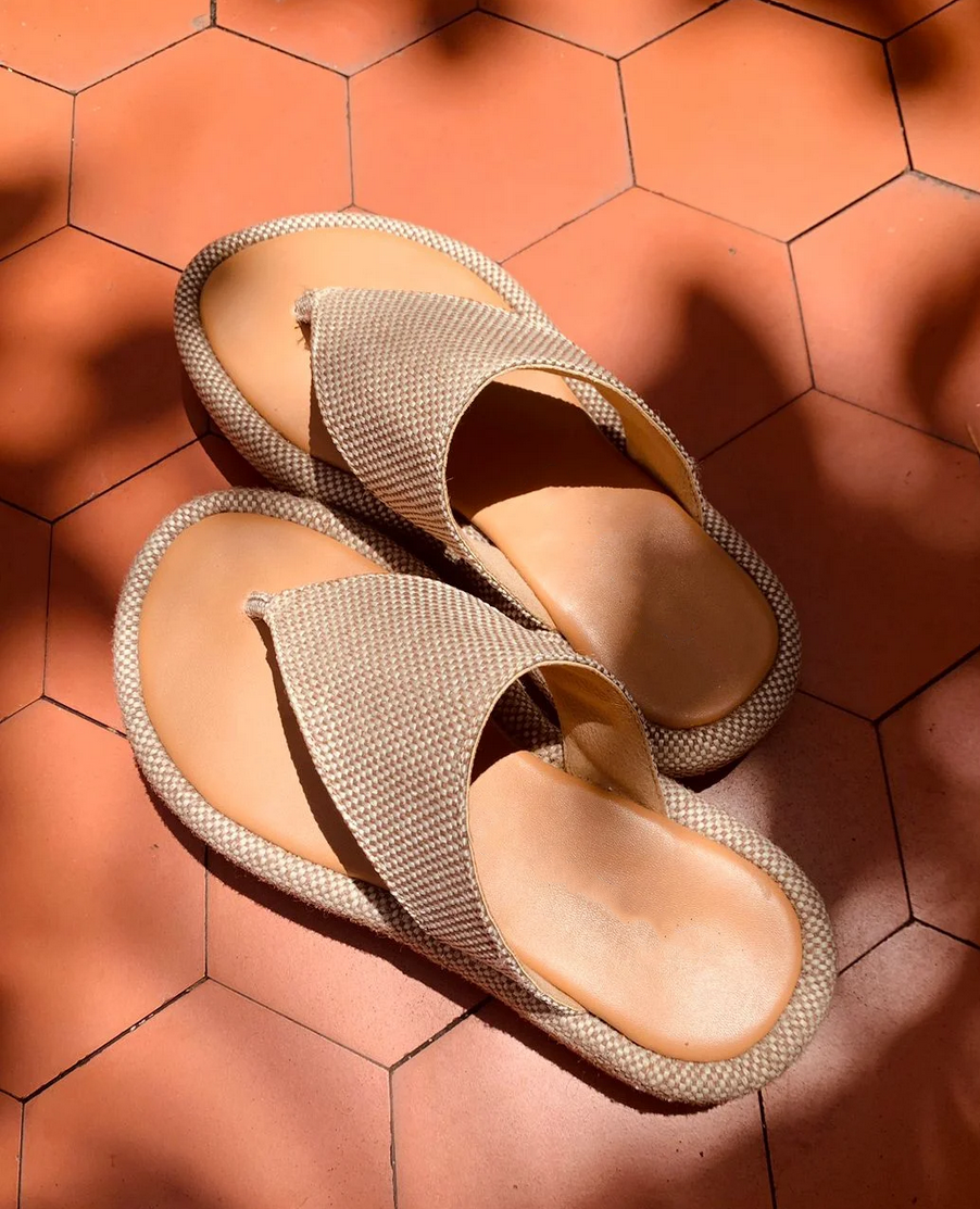 Island Knot Sandal