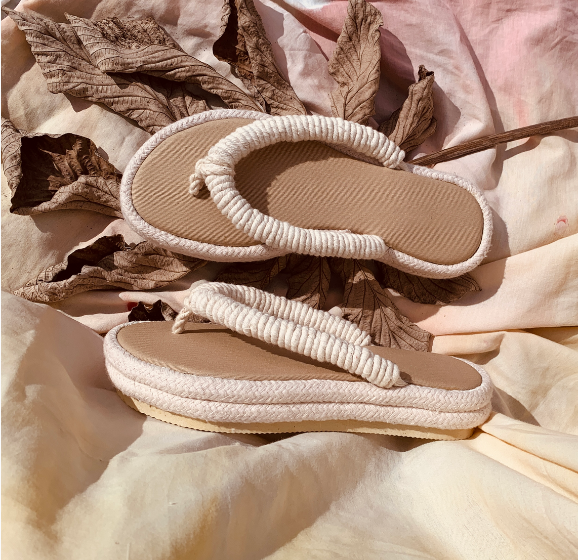 Soleil Ivory Knot Slide
