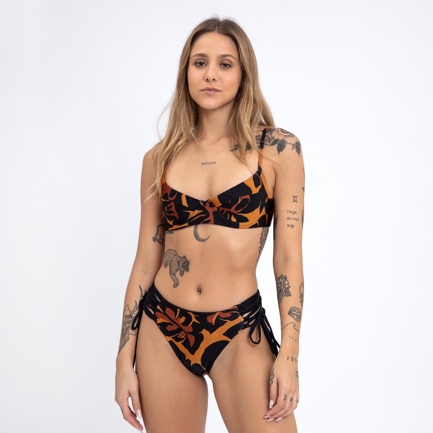 Bottom Bikini Levanta Bumbum Tiras Laterais Samoa
