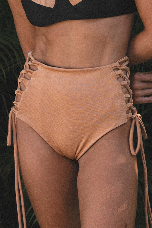 Bottom Retro Dupla Face Tiras Laterais Naomi